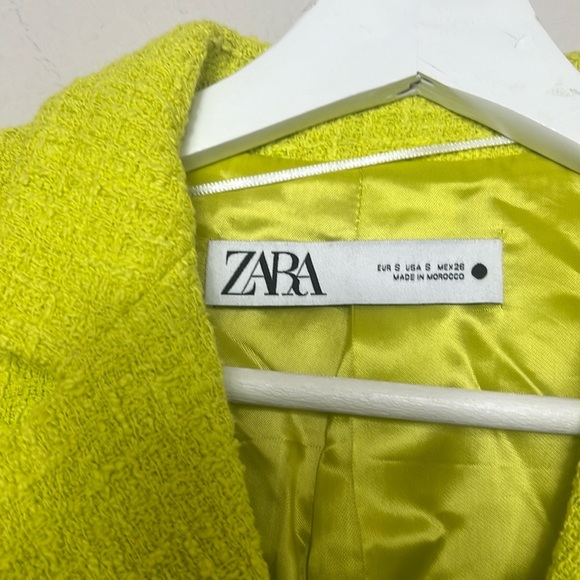 ZARA Lime Green Buttoned Textured Weave Blazer - Picture 7 of 7
